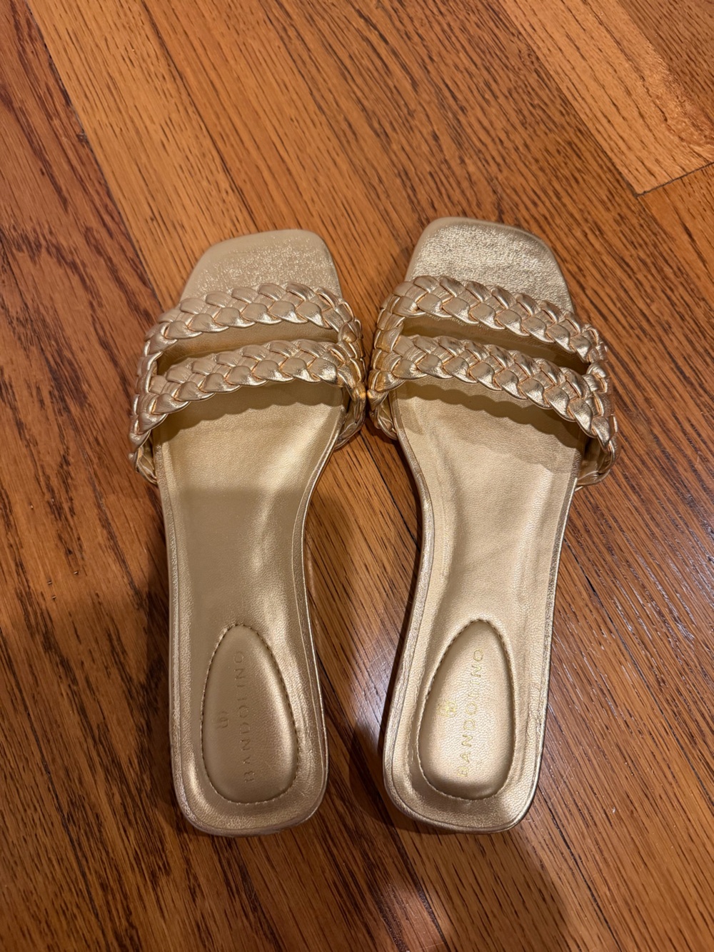 Bandolino Sessily Metallic Gold Braided Slide Sandals / Size 8M /
